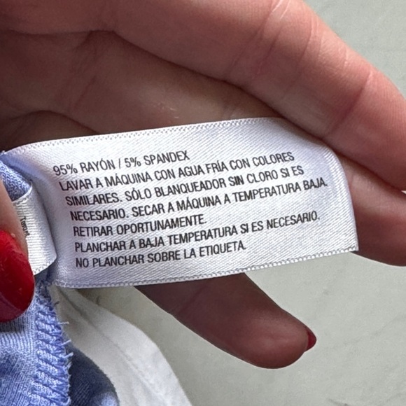 A New Day Lavender V-Neck Women's Top - Picture 8 of 8